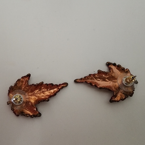 Fall leaf earrings - Picture 2 of 2